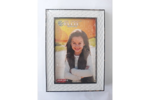 PORTA RETRATO DE PLASTICO 10X15CM REF-RJ36044